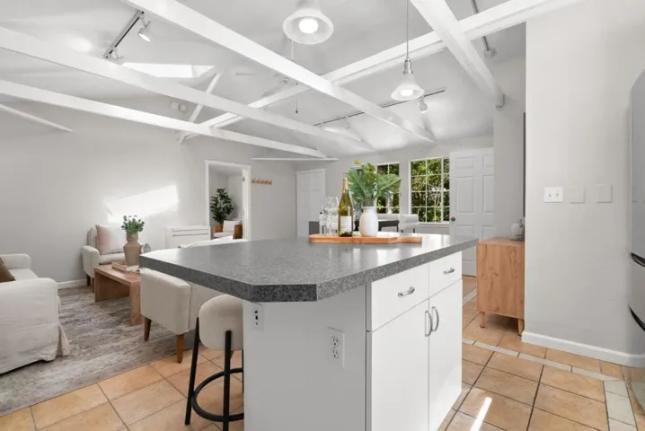60 N Milton Avenue, Campbell, California 95008