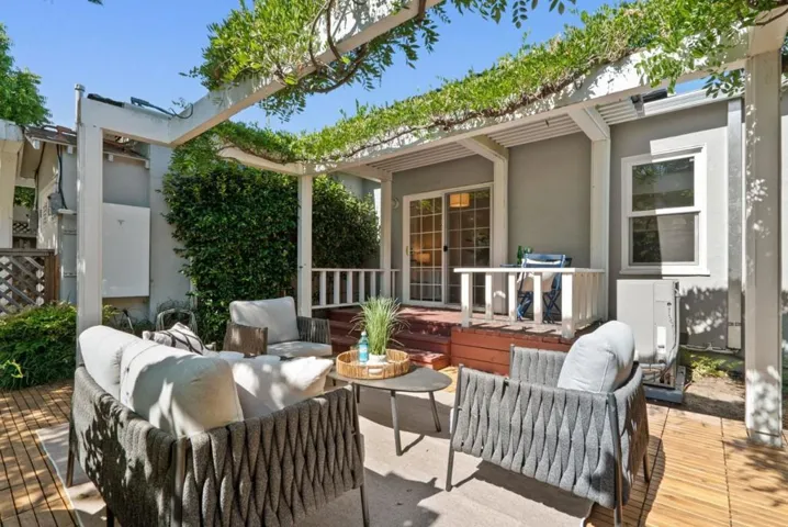 60 N Milton Avenue, Campbell, California 95008