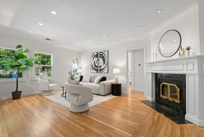60 N Milton Avenue, Campbell, California 95008