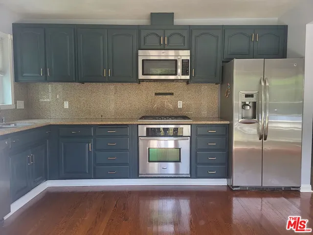 5205 Agnes Avenue, Valley Village, California 91607