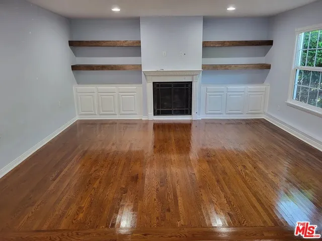 5205 Agnes Avenue, Valley Village, California 91607