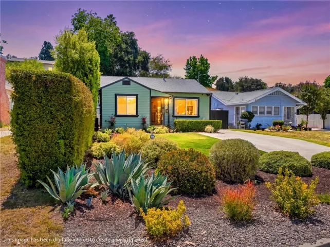 852 Chapman, Pasadena, California 91103