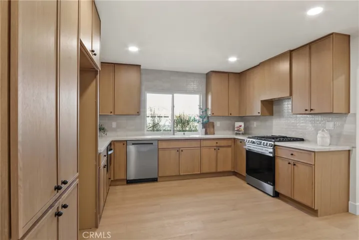 9281 Comstock, Huntington Beach, California 92646