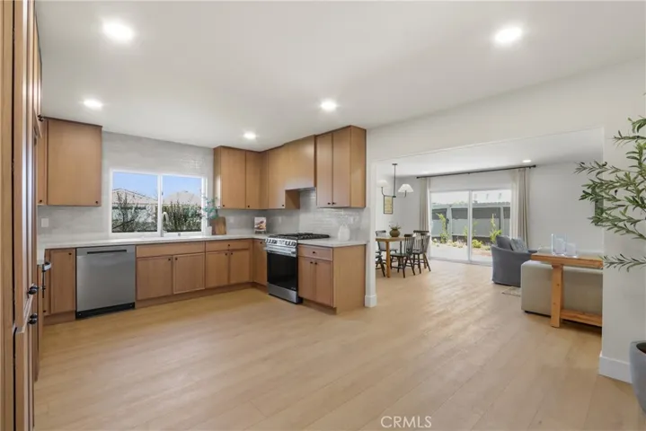 9281 Comstock, Huntington Beach, California 92646