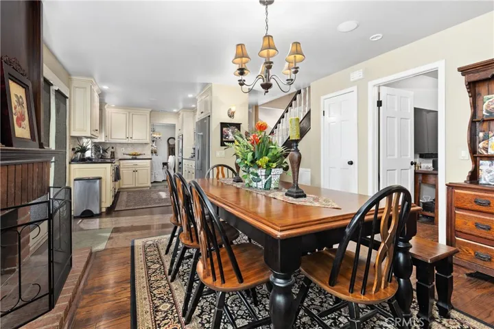 Formal dining room