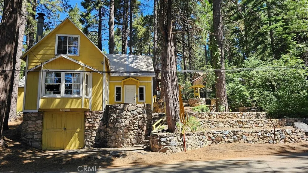 31858 Hollow Way