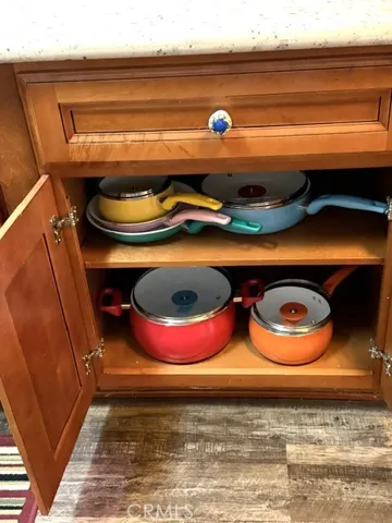 Pots & pans