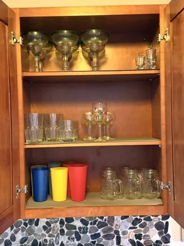 Glasses/ cups