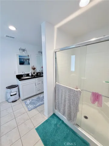 MASTER SHOWER