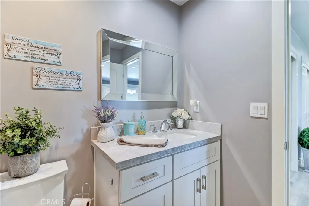 Powder room