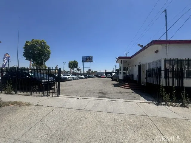 3050 Firestone, South Gate, California 90280
