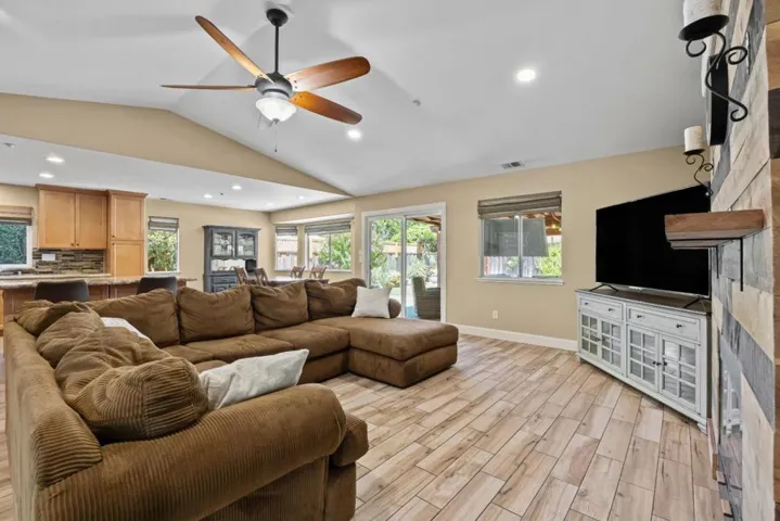 350 Via Largo, Morgan Hill, California 95037