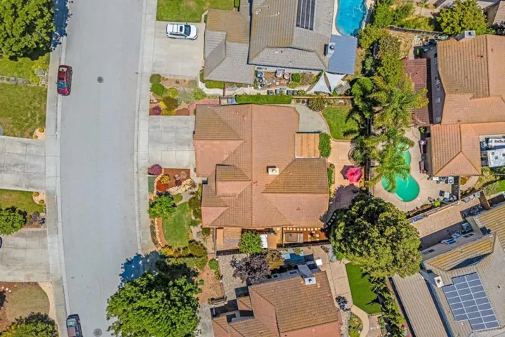 350 Via Largo, Morgan Hill, California 95037