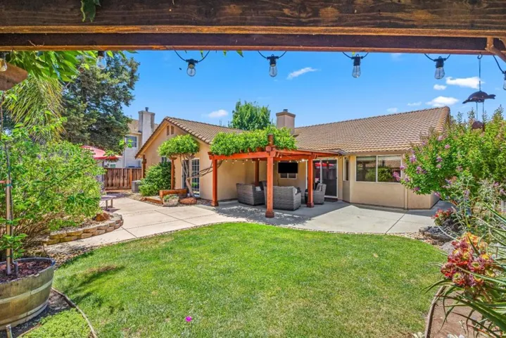 350 Via Largo, Morgan Hill, California 95037