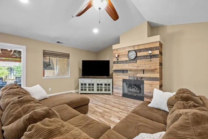 350 Via Largo, Morgan Hill, California 95037
