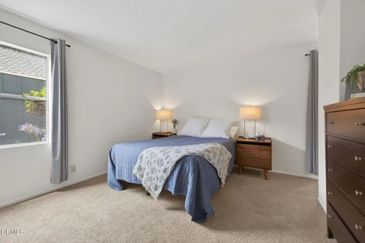 Beachside Gem - 2641 Captains Ave.