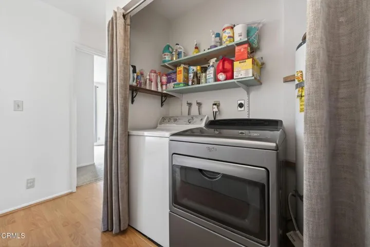 Beachside Gem - 2641 Captains Ave.