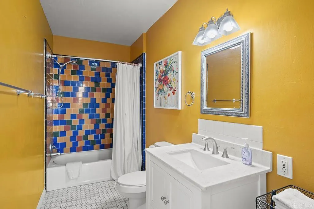 2685-Bathroom