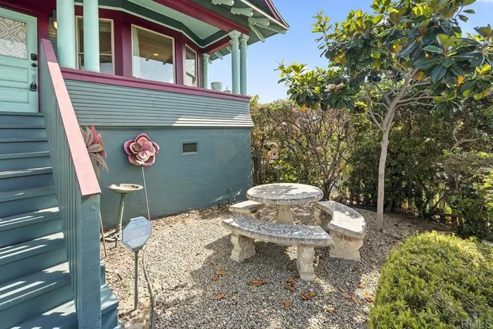 Front Yard