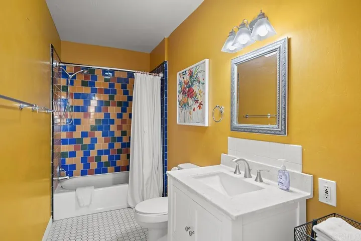 2685-Bathroom