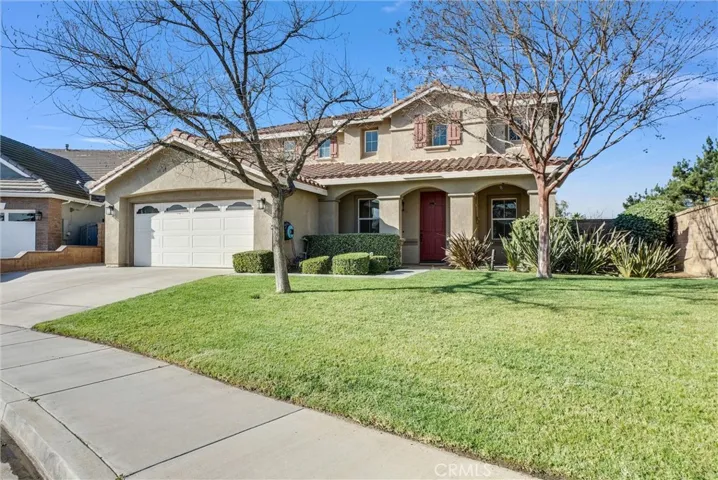 519 Cedarbrook Lane, Corona, California 92879