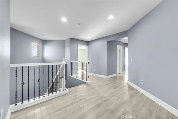 519 Cedarbrook Lane, Corona, California 92879