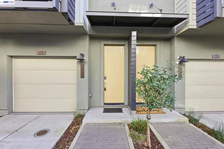 931 Edy Ln, Oakland, California 94607