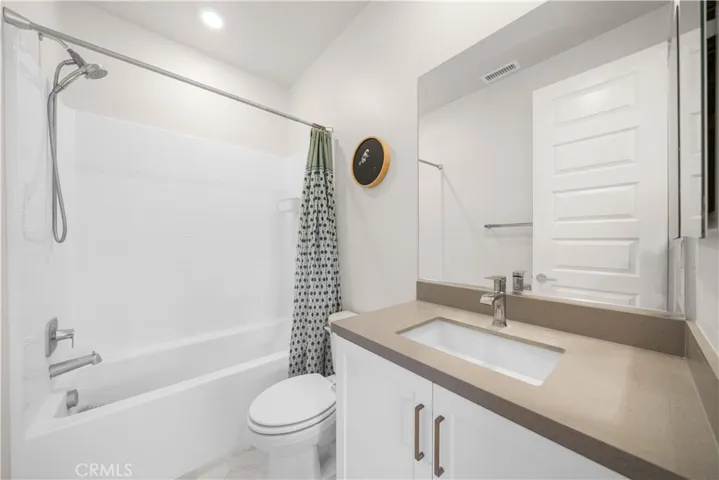 3516 E Indigo Privado, Ontario, California 91764