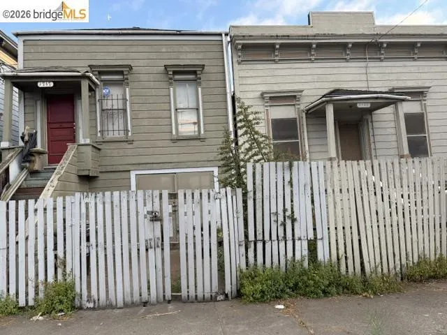 1717 9th St, Oakland, California 94607