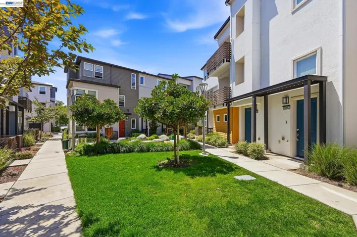 39482 Capstone Cmn, Fremont, California 94539
