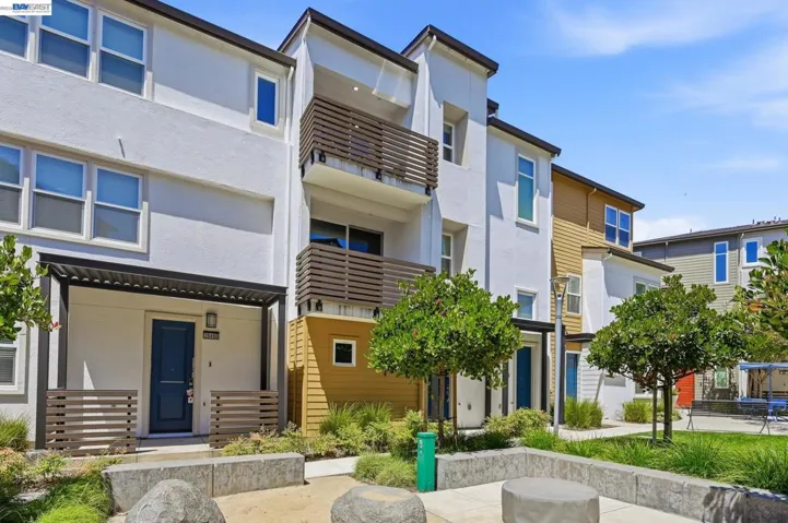 39482 Capstone Cmn, Fremont, California 94539