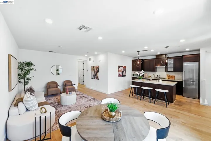 39482 Capstone Cmn, Fremont, California 94539