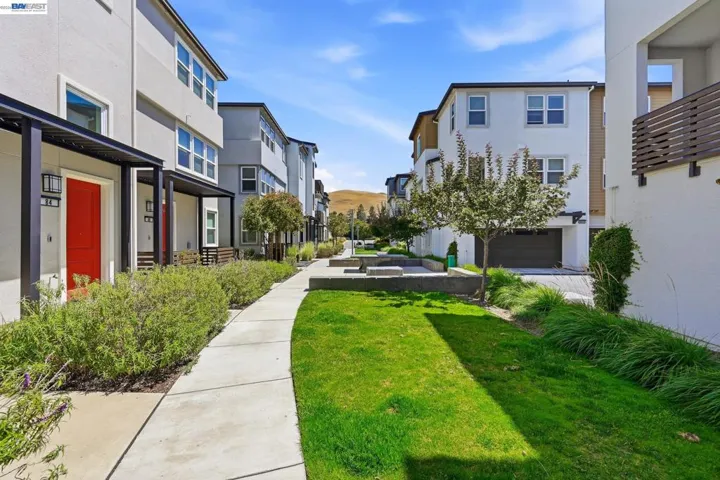 39482 Capstone Cmn, Fremont, California 94539