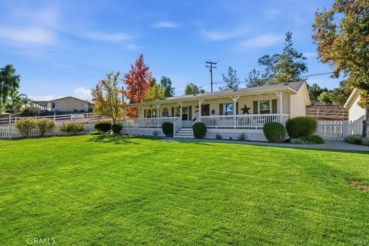 24765 Las Flores Drive, Canyon Lake, California 92587