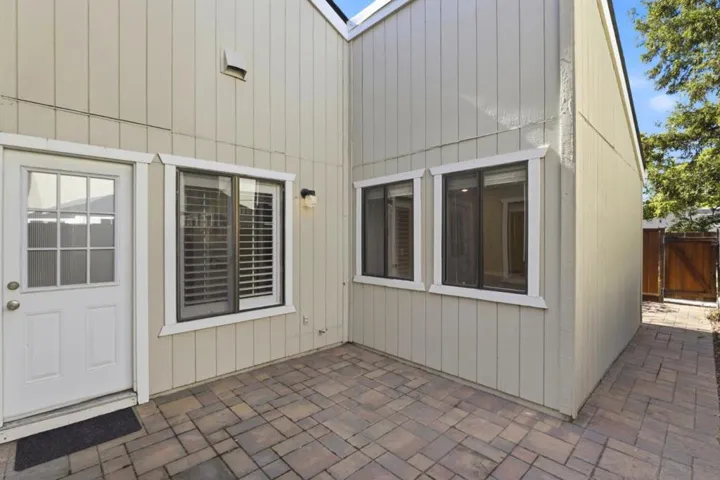 22674 Silver Oak Court, Cupertino, California 95014