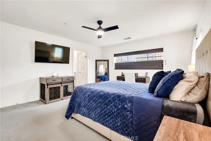 13412 N Manzanillo, Sylmar, California 91342