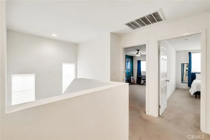 13412 N Manzanillo, Sylmar, California 91342
