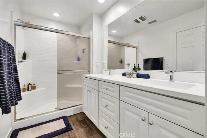 13412 N Manzanillo, Sylmar, California 91342