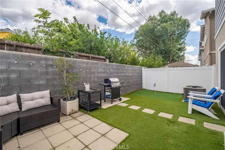 13412 N Manzanillo, Sylmar, California 91342