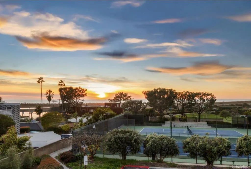 Community Tennis Courts
