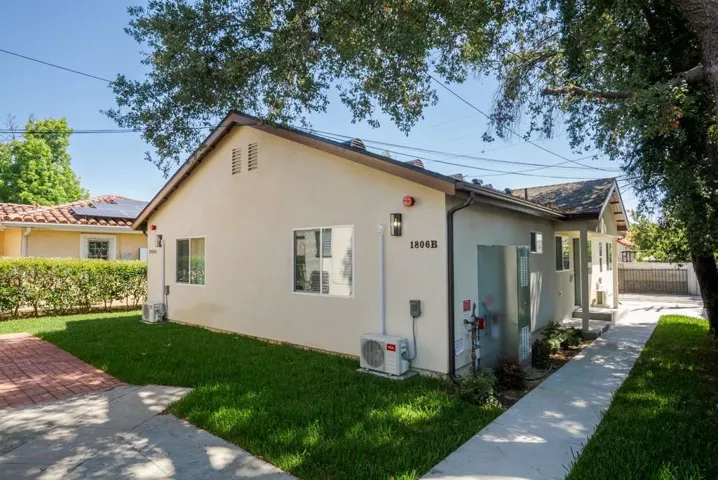 1806 8th St A, Alhambra, California 91803