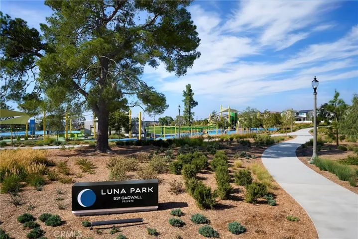 Aurora at Luna Park Community