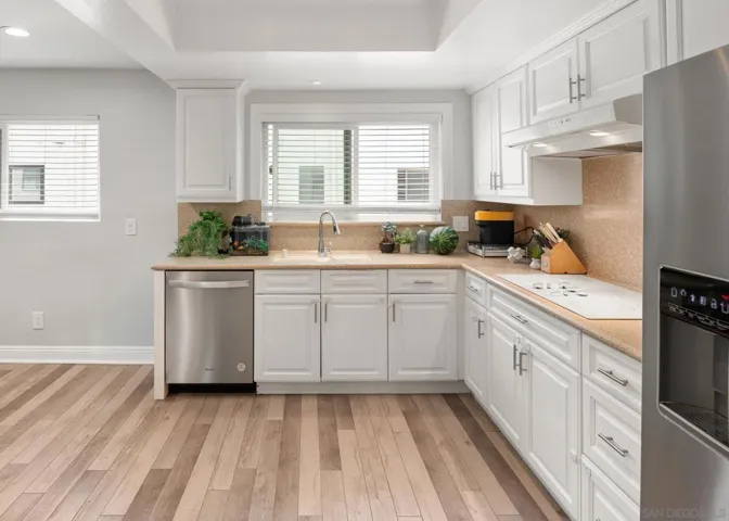6786 Caminito Del Greco, San Diego, California 92120