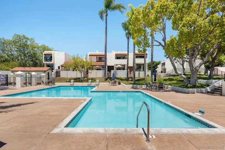 6786 Caminito Del Greco, San Diego, California 92120