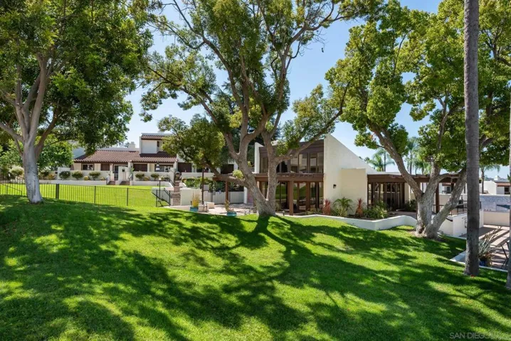 6786 Caminito Del Greco, San Diego, California 92120