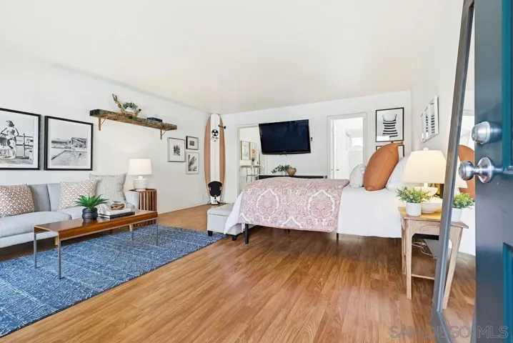 4477 Mentone Street Unit 105, San Diego, California 92107