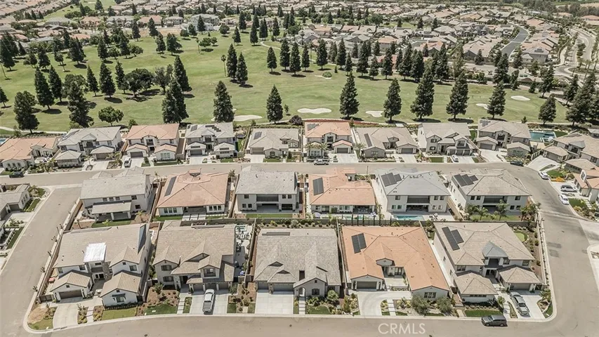 11609 N Sandy Par, Fresno, California 93730