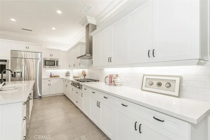 11609 N Sandy Par, Fresno, California 93730