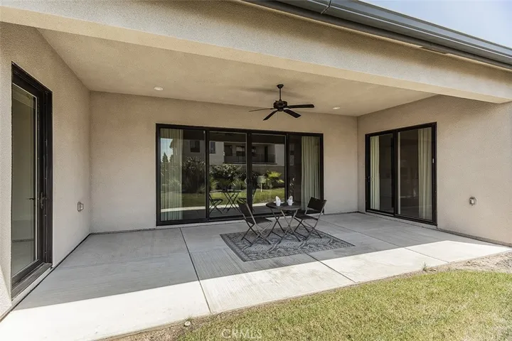 11609 N Sandy Par, Fresno, California 93730