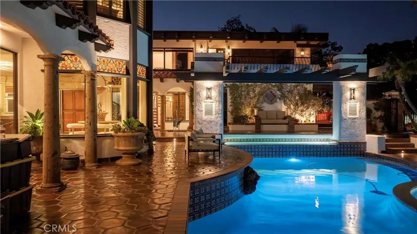 2 Trafalgar, Newport Beach, California 92660